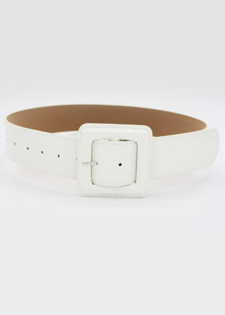 Ремень А3020 белый 
А3020 белый