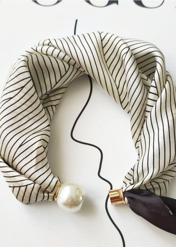 платок на шею (застёжка магнит) 
платок на шею (застёжка магнит)