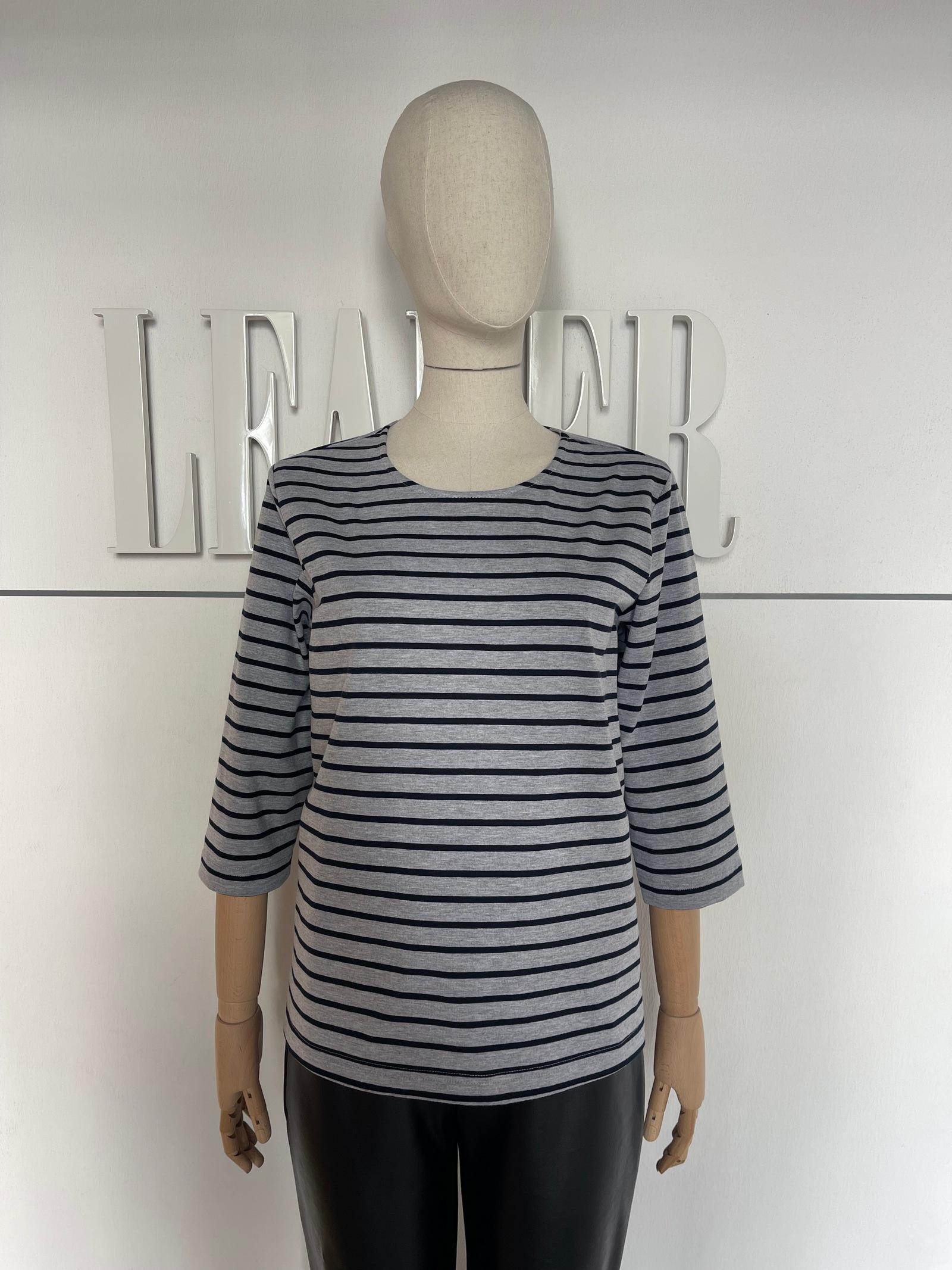 Футболка Л918 хлопок полоска чёрная - серый меланж  
Л918 хлопок полоска чёрная - серый меланж