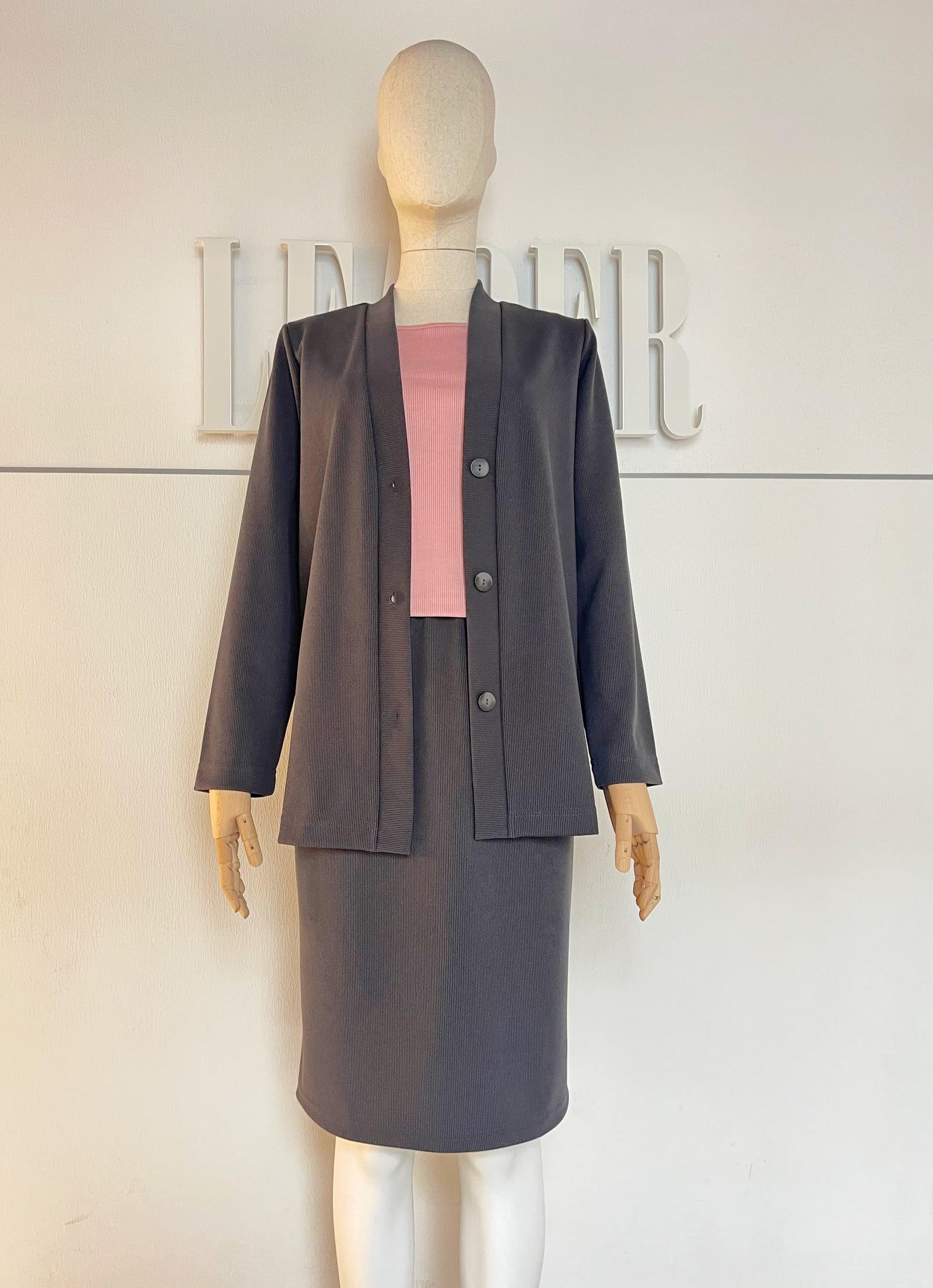 Юбка Л2478 трикотаж Манчестер графит 
Л2478 трикотаж Манчестер графит