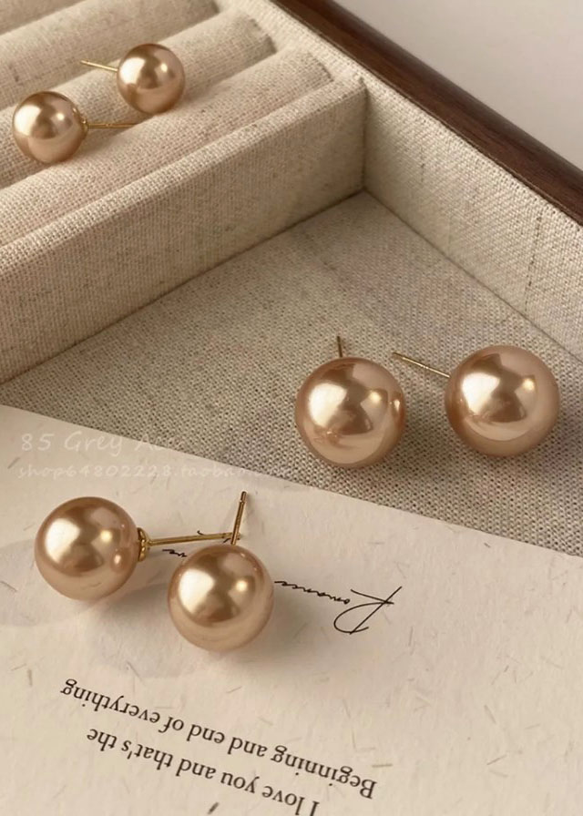 серьги цв-051 шары 
цв-051  серьги шары