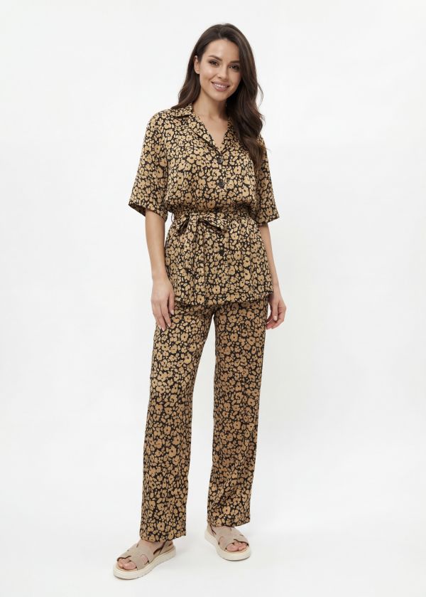 Блузка Л863 креп-атлас_381 принт золото_422 
Л863 креп-атлас_381 принт золото_422