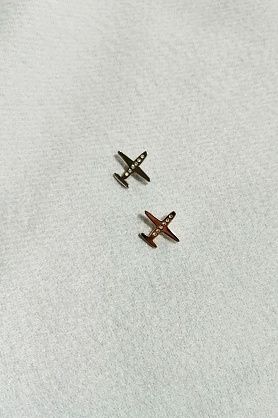 брошь ц784 самолётик сталь
ц784 самолётик сталь