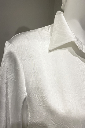 Блуза Л544 атлас жатка белый
Л544 атлас жатка белый