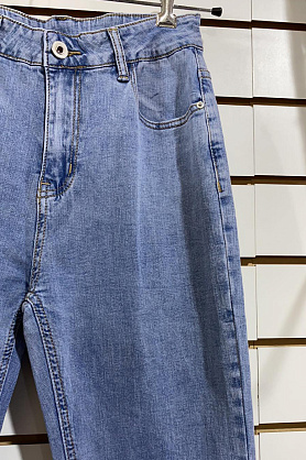 джинсы дж620 голубой
дж620 голубой