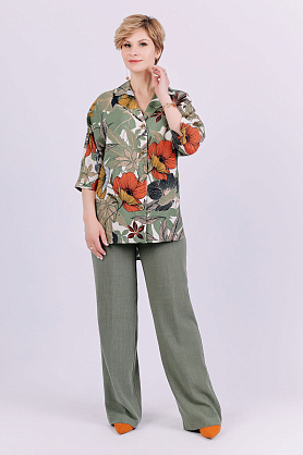 костюм К2472-142 цветы и зелень К2472-142 цветы и зелень
